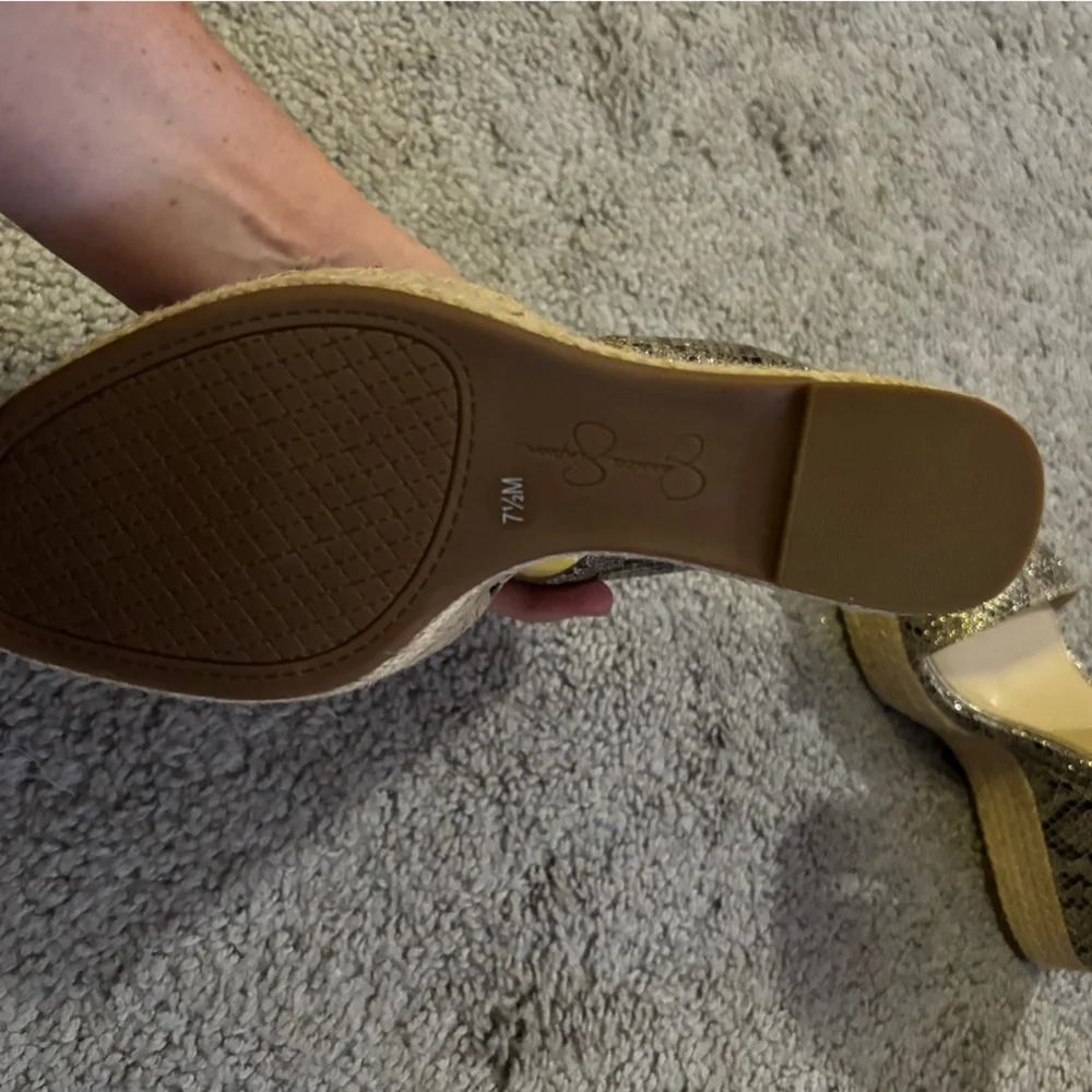 Jessica Simpson sparkly snake wedges - Picture 3 of 3